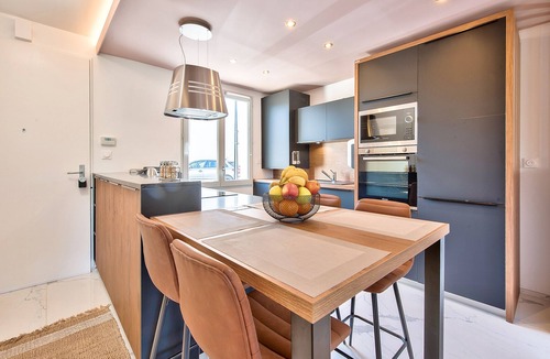 Villeneuve-le-Comte House | MickeyRelax Luxury Spa Villa near Disneyland Paris