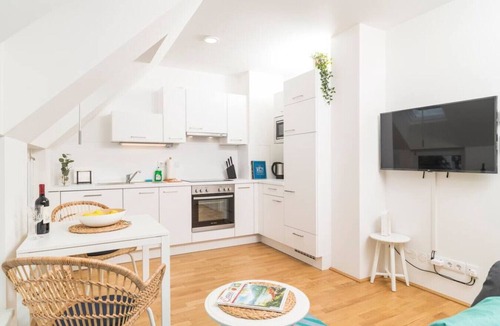 Rudolfsheim-Funfhaus Apartment | Micro Rooftop Penzing