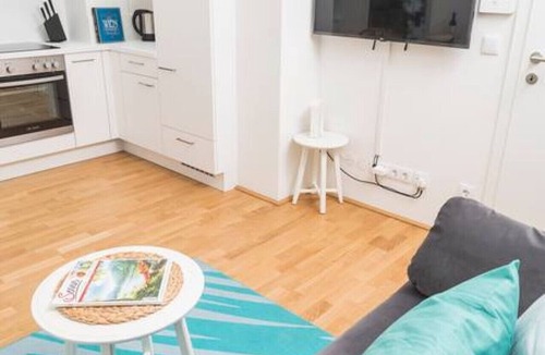 Rudolfsheim-Funfhaus Apartment | Micro Rooftop Penzing