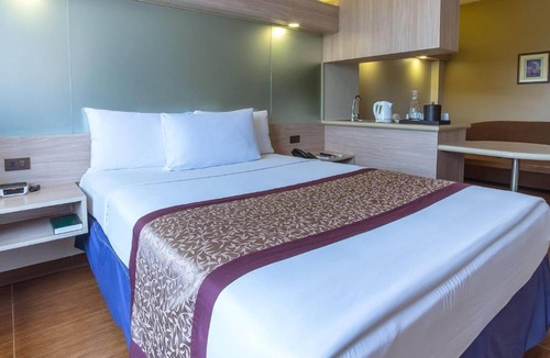 Baguio Hotel | Microtel by Wyndham Baguio