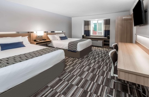 Penn Yan Hotel | Microtel by Wyndham Penn Yan Finger Lakes Region