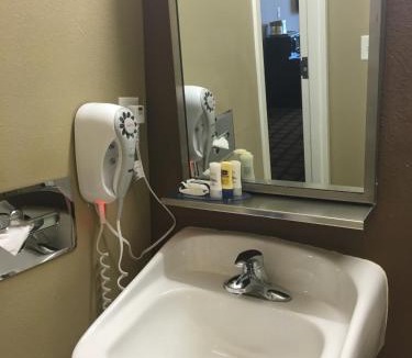Perry Hotel | Microtel by Wyndham Perry National Fairground Area I-75