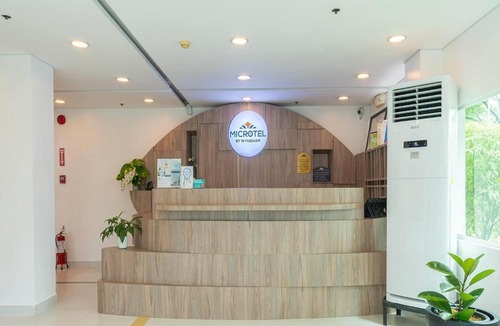 Diliman Hotel | Microtel by Wyndham UP Technohub