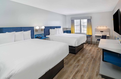 Athens Hotel | Microtel Inn by Wyndham Athens