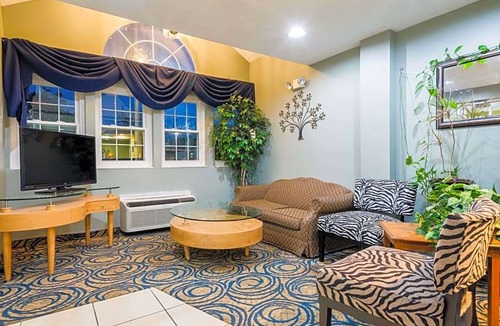 Riverside Hotel | Microtel Inn & Suites by Wyndham Dayton/Riverside OH