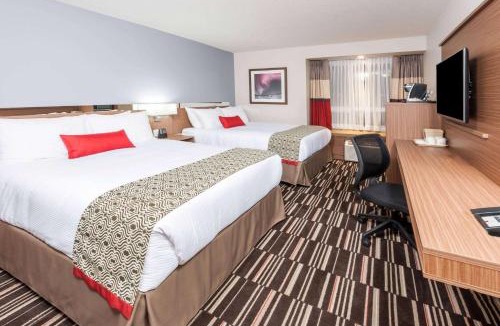Fort St. John Hotel | Microtel Inn & Suites by Wyndham Fort Saint John