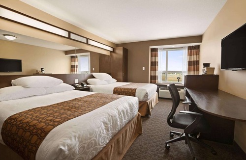 Blackfalds Hotel | Microtel Inn & Suites by Wyndham Blackfalds Red Deer North