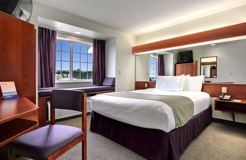 Bridgeport Hotel | Microtel Inn & Suites by Wyndham Bridgeport