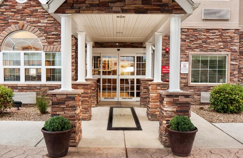 Triadelphia Hotel | Microtel Inn & Suites by Wyndham Wheeling at The Highlands