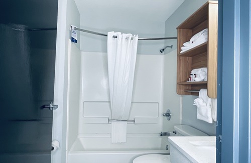 Cottondale Hotel | Microtel Inn & Suites by Wyndham Tuscaloosa East