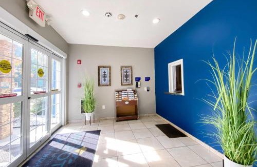Columbia Hotel | Microtel Inn & Suites by Wyndham Columbia