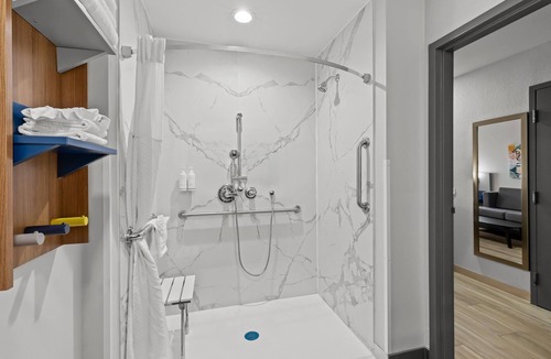 Norcross Hotel | Microtel Inn & Suites by Wyndham Norcross