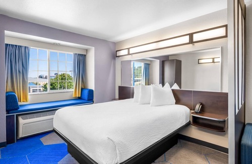 Conway Hotel | Microtel Inn & Suites by Wyndham Conway