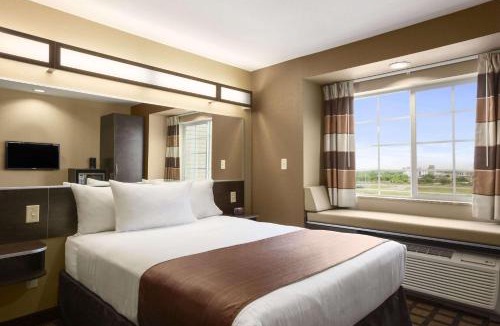 Cotulla Hotel | Microtel Inn & Suites Cotulla