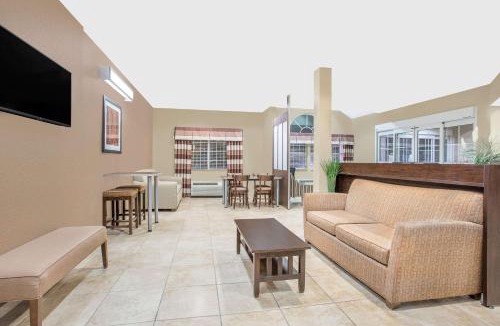 Mansfield Hotel | Microtel Inn & Suites Mansfield PA