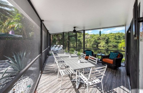 Birch Park Finger Streets House | Mid-Centrury Oasis | 1 Block to Ft Lauderdale Beach FIFA 25 min Hardrock Stadium