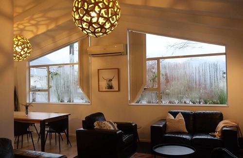 Franz Josef Glacier House | Mid century house in Central Franz location