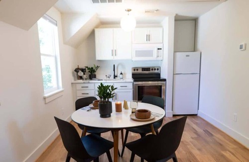 Woodland Heights House | Mid-Century Home w/Studio,Hot Tub,World Cup Access