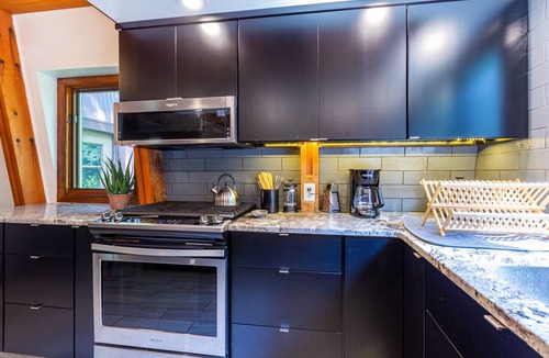 Whitewater House | Mid-Century Masterpiece on Secluded 18-Acre Woods