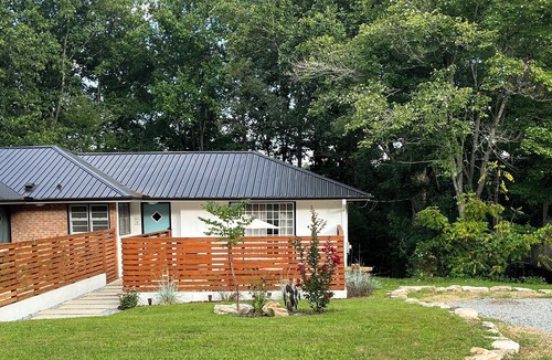 Brevard Apartment | Mid Century Mod Oasis off the Greenway