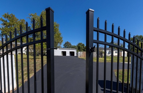 Mehlville House | Mid-Century Modern Estate in the heart of South County