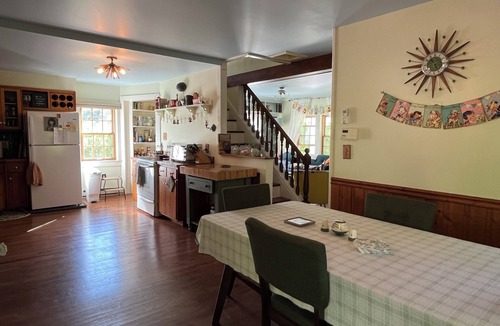 Phoenicia Cottage | "Mid-Century-Precious" Cozy cottage in Catskills. Close to 3 Ski Mtns-EV Charge.
