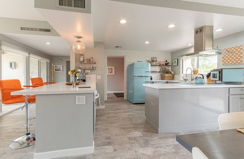 Desert Horizons Condo | Mid Century, Quiet Gated Community. Tennis, Pickleball, Pools, Spa, Pets, Garage