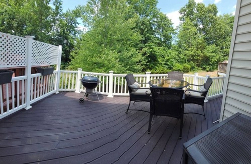 Lakeview Villa | Mid-Long Term Rental villa, pretty location with piano, movie, fitness, trail…