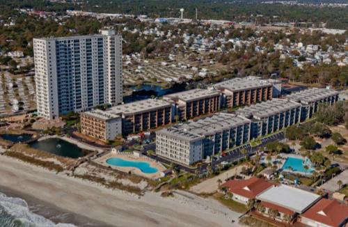 Myrtle Beach Apartment | Mid ocean view - few steps from the beach