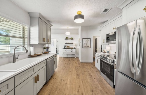 Deltona Lakes House | Mid Term Stays! Fully Remodeled luxury home in Deltona with Patio Area! New!