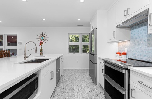 Redding Ridge House | MidCenturyMod spectacularly Renovated 1 LEVEL living paradise +EV charger