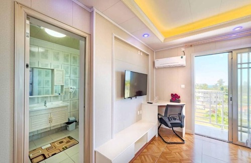 Cabrits Apartment | Middle Suite Two Single Beds