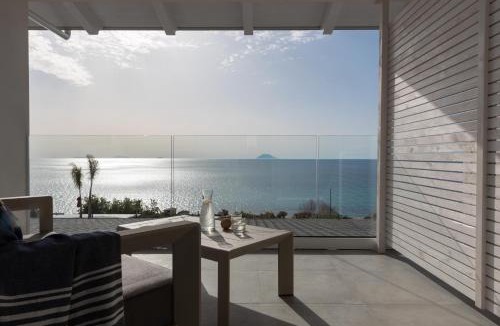 Ricadi Hotel | Midenza Seaside & Nature Retreat