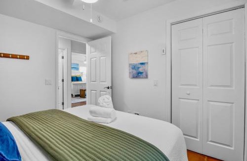 Bradenton Beach House | Midnight Gulf Resort