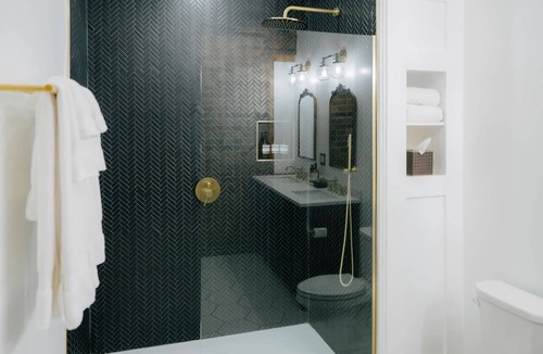 Madison Hotel | Midnight on Main Suite 203 at The Chandler Hotel