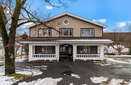 Waterford Valley Apartment | Midstream Flat 2BR Wi-Fi Parking