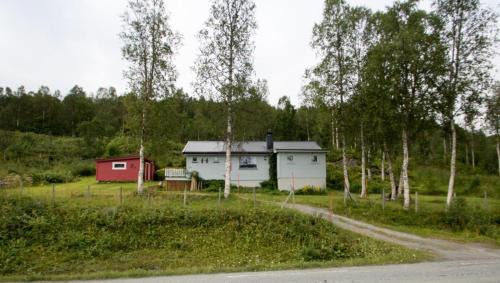 Lenvik Cabin | Midt Troms Perle
