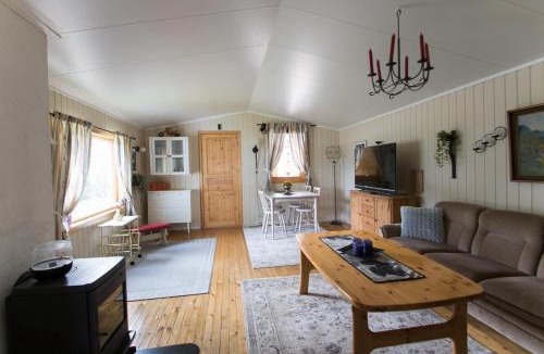 Lenvik Cabin | Midt Troms Perle