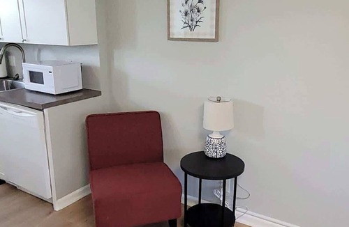 Joslyn Castle Apartment | Midtown Haven, Near Blackstone District