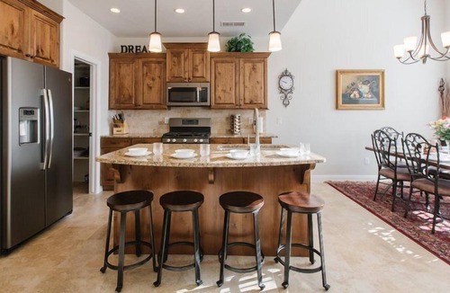 Washington County House | Midtown Vistas | Luxury Monthly Rental