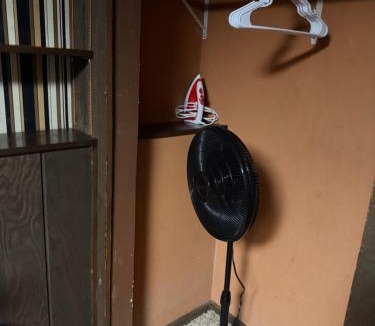 Brooklyn Park House | MidwestBNB Room1, quite cabin in the wood vibes