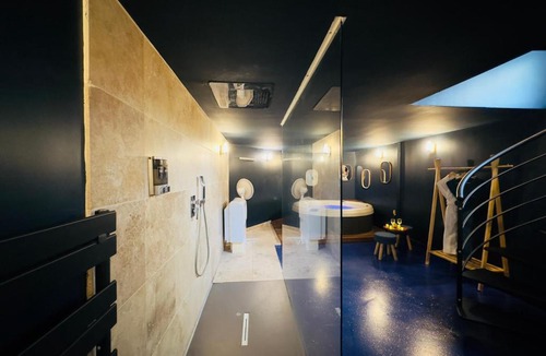 Saint Augustin Apartment | Mieuxqualhotel jacuzzi privatif La Parenthèse