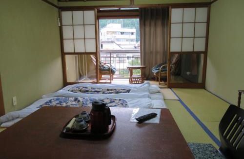Hachiman-cho Hotel | Miharaya Ryokan