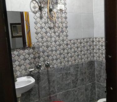Khatu Hotel | Milan, Khatushyamji