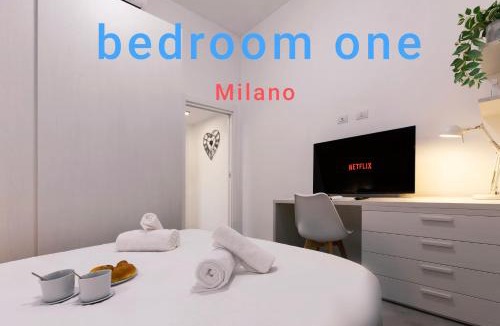 Stadera Apartment | Milan loft 3BR 3BA and fast Wi-Fi 15 minutes to Duomo