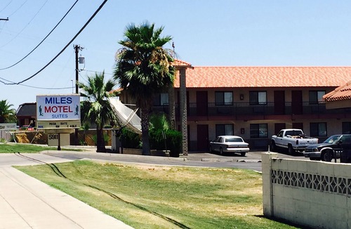 East Mesa Hotel | Miles Motel