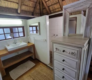 Bela-Bela Cabin | Milkwood Cottage Mabalingwe