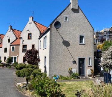 Lower Largo House | Mill Cottage