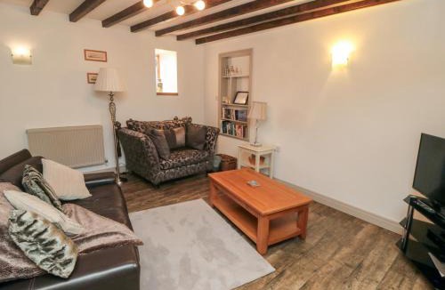 Fylingdales House | Mill Cottage
