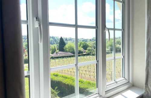 Hambledon House | Mill Down Cottage -Hambledon Vineyard